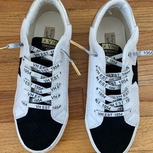 Vintage Havana Sneaker size 8